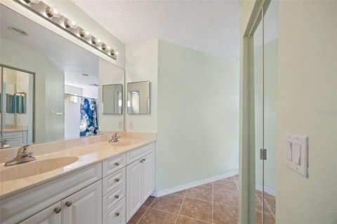 Condominio en venta en Oxford, Florida, 3 dormitorios, 119.94 m2 № 1663280 - foto 20
