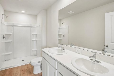 House in Parrish, Florida 5 bedrooms, 161.56 sq.m. № 2113169 - photo 20