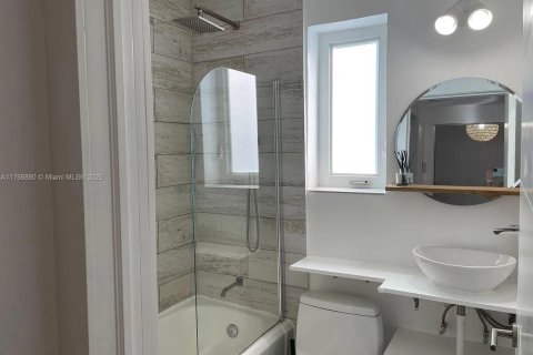 Copropriété à vendre à Miami Beach, Floride: 1 chambre, 56.67 m2 № 1985442 - photo 7