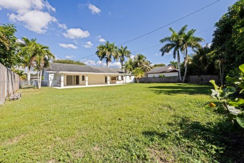 Casa en venta en Homestead, Florida, 4 dormitorios, 169.08 m2 № 1973931 - foto 3