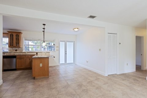 Casa en venta en Homestead, Florida, 4 dormitorios, 169.08 m2 № 1973931 - foto 11