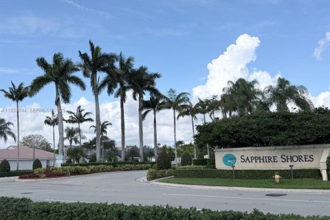 House in Miramar, Florida 4 bedrooms, 137.22 sq.m. № 1992632 - photo 24