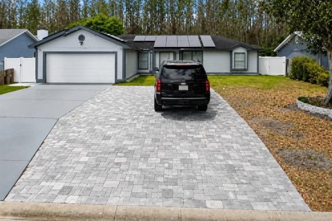 Villa ou maison à Kissimmee, Floride 5 chambres, 144.74 m2 № 2315261