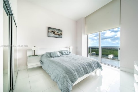 Купить кондоминиум в Санни-Айлс-Бич, Флорида 2 спальни, 133.31м2, № 1895226 - фото 8