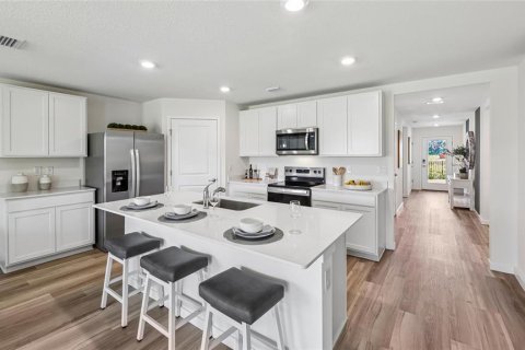 House in Ocala, Florida 4 bedrooms, 169.83 sq.m. № 2149322 - photo 6