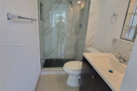 Снять в аренду кондоминиум в Майами, Флорида 2 спальни, 96.25м2, № 1891218 - фото 10