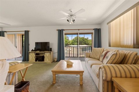Copropriété à vendre à Deltona, Floride: 2 chambres, 83.33 m2 № 2147623 - photo 10