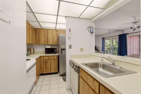 Copropriété à vendre à Deltona, Floride: 2 chambres, 83.33 m2 № 2147623 - photo 13