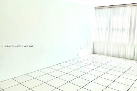 Copropriété à louer à Miami, Floride: 1 chambre, 74.41 m2 № 1920633 - photo 8