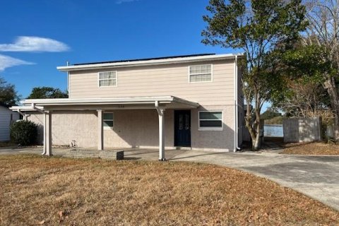 Casa en venta en Lakeland, Florida, 5 dormitorios, 234.11 m2 № 2166841 - foto 2