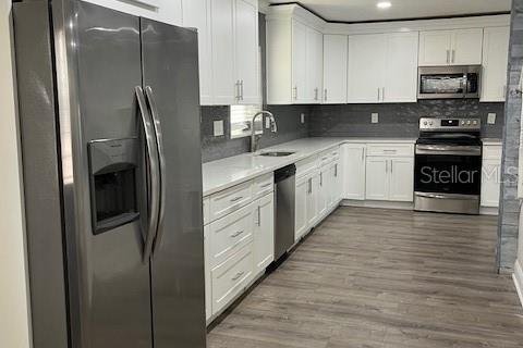 Casa en venta en Lakeland, Florida, 5 dormitorios, 234.11 m2 № 2166841 - foto 11