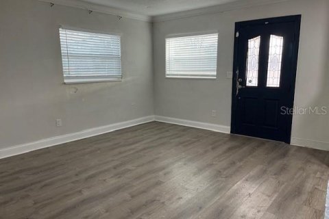 Casa en venta en Lakeland, Florida, 5 dormitorios, 234.11 m2 № 2166841 - foto 7