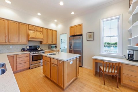 House in Holmes Beach, Florida 3 bedrooms, 290.41 sq.m. № 1537362 - photo 15