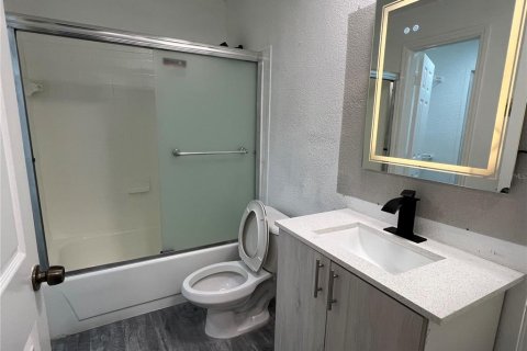 Condo in Orlando, Florida, 2 bedrooms  № 1868950 - photo 5