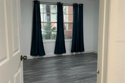 Condo in Orlando, Florida, 2 bedrooms  № 1868950 - photo 18