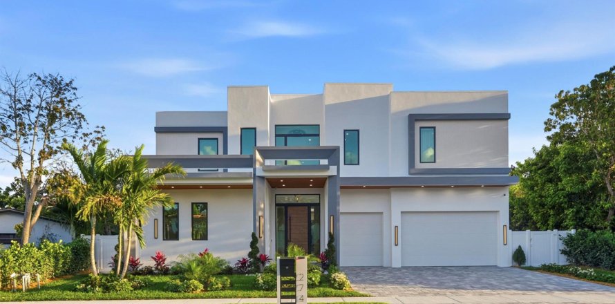 House in Boca Raton, Florida 6 bedrooms, 533.54 sq.m. № 2190043