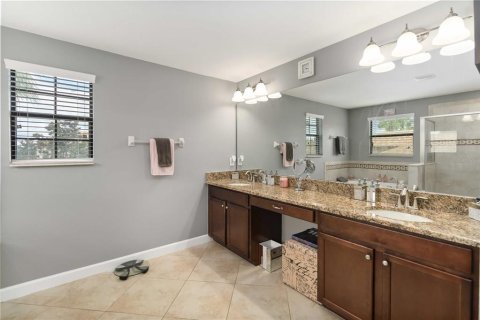 House in Davenport, Florida 4 bedrooms, 301.1 sq.m. № 1911766 - photo 28