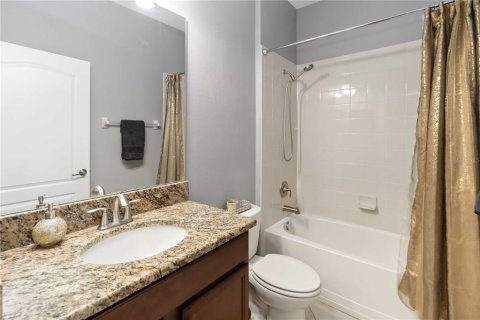 House in Davenport, Florida 4 bedrooms, 301.1 sq.m. № 1911766 - photo 19
