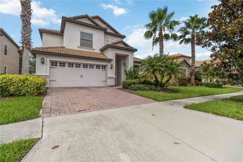 House in Davenport, Florida 4 bedrooms, 301.1 sq.m. № 1911766 - photo 3