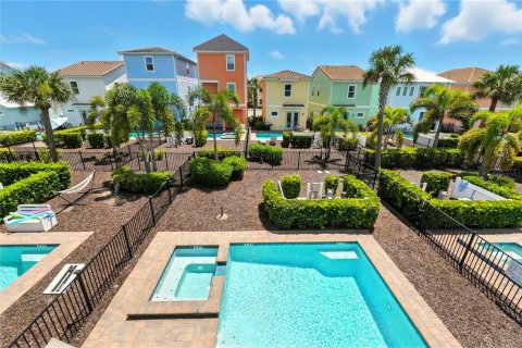 Casa en venta en Kissimmee, Florida, 3 dormitorios, 168.9 m2 № 1918612 - foto 24