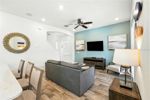Casa en venta en Kissimmee, Florida, 3 dormitorios, 168.9 m2 № 1918612 - foto 6