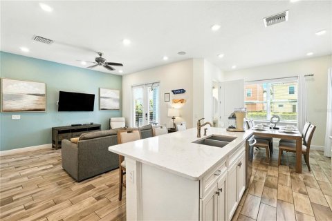 Casa en venta en Kissimmee, Florida, 3 dormitorios, 168.9 m2 № 1918612 - foto 12