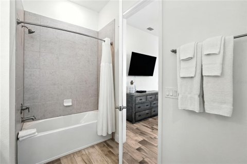 Casa en venta en Kissimmee, Florida, 3 dormitorios, 168.9 m2 № 1918612 - foto 29