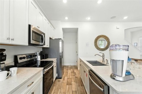 Casa en venta en Kissimmee, Florida, 3 dormitorios, 168.9 m2 № 1918612 - foto 13