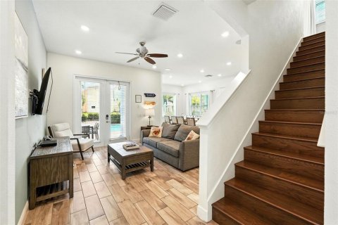 Casa en venta en Kissimmee, Florida, 3 dormitorios, 168.9 m2 № 1918612 - foto 4