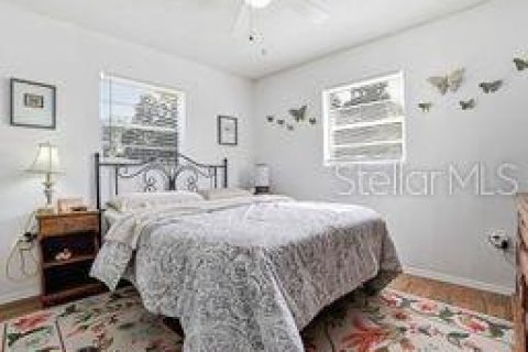 House in DeLand, Florida 3 bedrooms, 158.31 sq.m. № 2334244 - photo 25