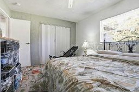 House in DeLand, Florida 3 bedrooms, 158.31 sq.m. № 2334244 - photo 24
