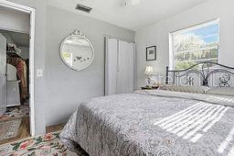 House in DeLand, Florida 3 bedrooms, 158.31 sq.m. № 2334244 - photo 26