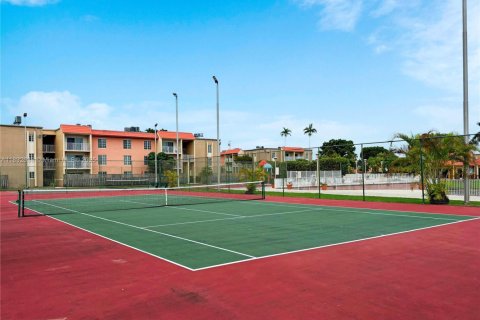 Condominio en alquiler en Doral, Florida, 1 dormitorio, 75.25 m2 № 1948225 - foto 18