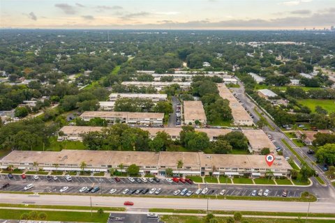Condo in Kenneth City, Florida, 4 rooms  № 1299503 - photo 29