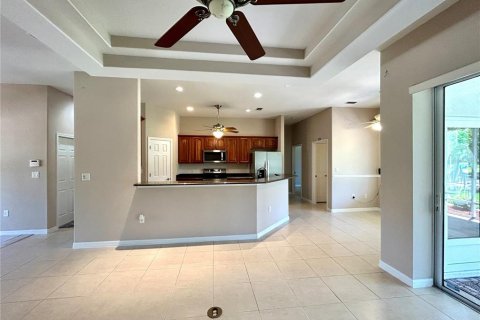 House in Sun City Center, Florida 3 bedrooms, 175.68 sq.m. № 1635179 - photo 8