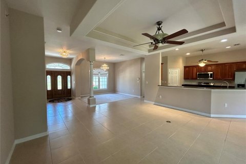 House in Sun City Center, Florida 3 bedrooms, 175.68 sq.m. № 1635179 - photo 5