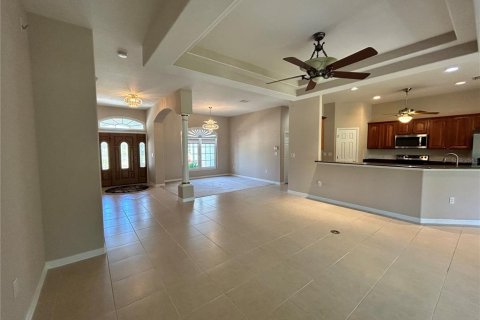 House in Sun City Center, Florida 3 bedrooms, 175.68 sq.m. № 1635179 - photo 6