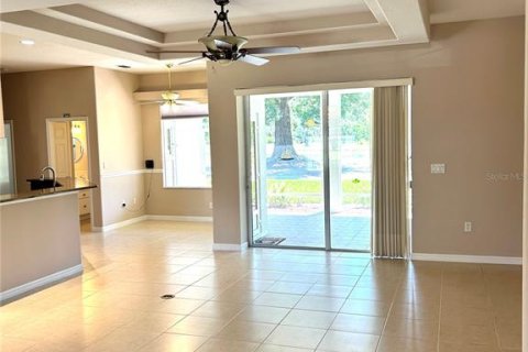 House in Sun City Center, Florida 3 bedrooms, 175.68 sq.m. № 1635179 - photo 10