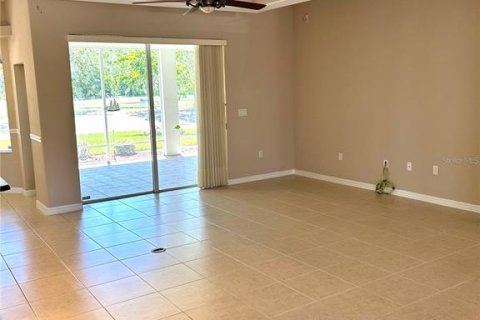 House in Sun City Center, Florida 3 bedrooms, 175.68 sq.m. № 1635179 - photo 9