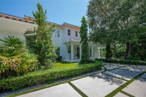 Casa en alquiler en Coral Gables, Florida, 7 dormitorios, 521.74 m2 № 1828184 - foto 5