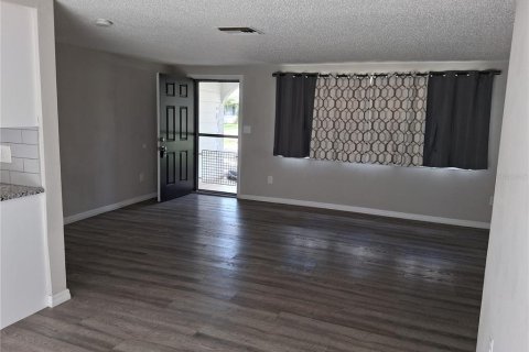 Casa en venta en Hudson, Florida, 2 dormitorios, 72.28 m2 № 2377989 - foto 17
