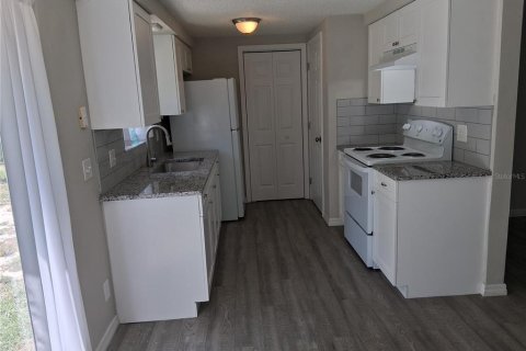 Casa en venta en Hudson, Florida, 2 dormitorios, 72.28 m2 № 2377989 - foto 8