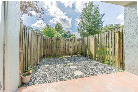 Copropriété à louer à Tampa, Floride: 2 chambres, 111.48 m2 № 1873168 - photo 7