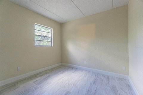 Copropriété à louer à Tampa, Floride: 2 chambres, 111.48 m2 № 1873168 - photo 9