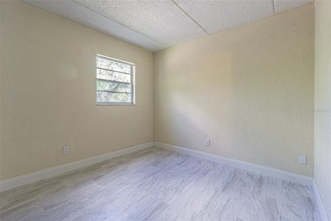 Copropriété à louer à Tampa, Floride: 2 chambres, 111.48 m2 № 1873168 - photo 11