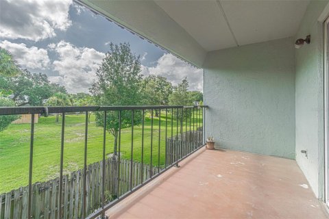 Copropriété à louer à Tampa, Floride: 2 chambres, 111.48 m2 № 1873168 - photo 16