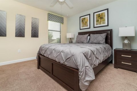 House in Davenport, Florida 9 bedrooms, 363.15 sq.m. № 2108674 - photo 21