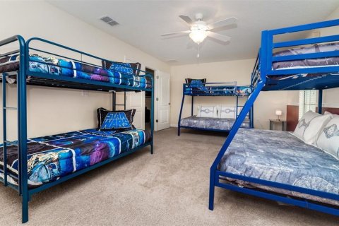 House in Davenport, Florida 9 bedrooms, 363.15 sq.m. № 2108674 - photo 30