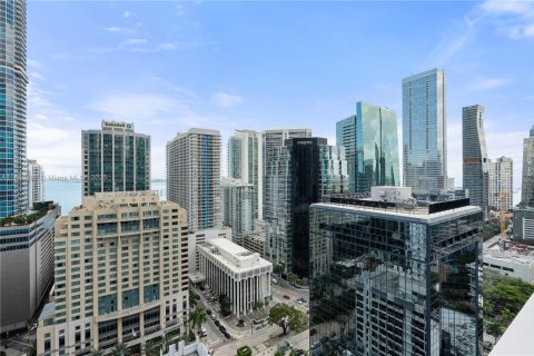 Condo in Miami, Florida, 1 bedroom  № 1943558 - photo 18