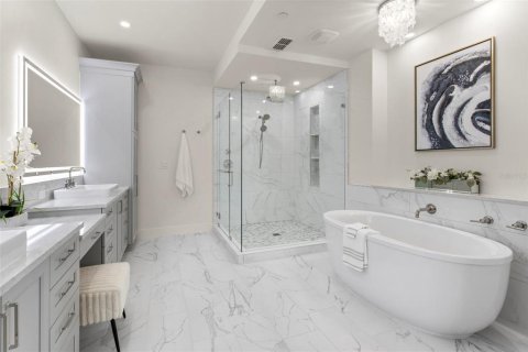 Condominio en venta en Tierra Verde, Florida, 4 dormitorios, 290.41 m2 № 1894786 - foto 30